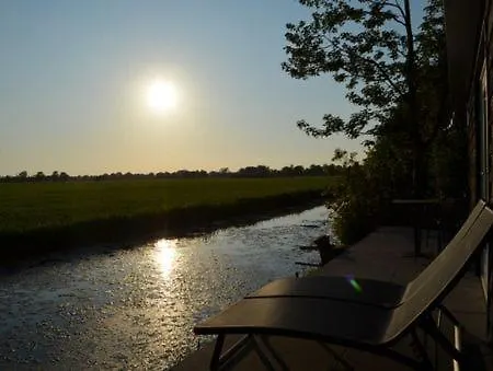 Prive In Een Bosrijke Omgeving Welkom Bij Gastenverblijf Het Ontsnapte Schaap In Jubbega Exterior photo